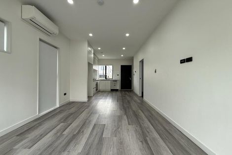 Photo of property in 15 Te Kaapia Road, Papakura, 2110