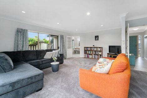 Photo of property in 24 Harry Shaw Way, Raumati South, Paraparaumu, 5032