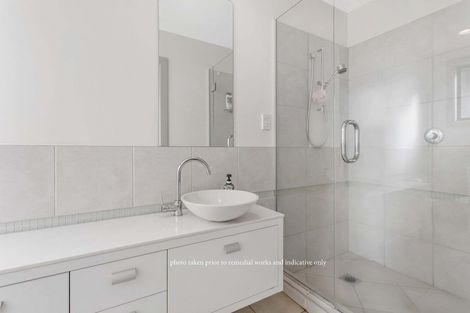 Photo of property in 1a/12 Selwyn Road, Cockle Bay, Auckland, 2014