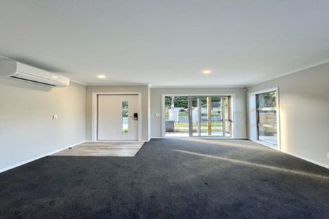 Photo of property in 4b Horoeka Street, Stokes Valley, Lower Hutt, 5019
