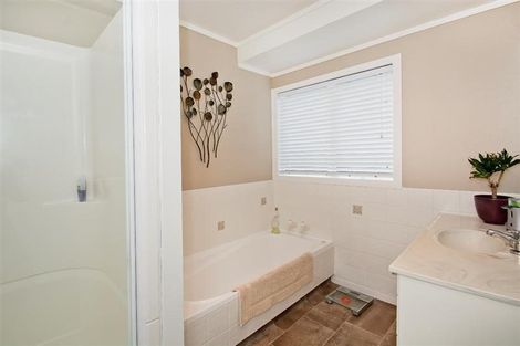 Photo of property in 10b Esme Place, Matua, Tauranga, 3110