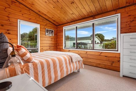 Photo of property in 98 Harbour Road, Ohope, 3121