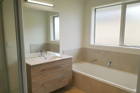 Photo of property in 2 Moyle Street, Pokeno, 2402