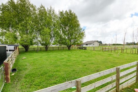 Photo of property in 339 Stoney Creek Road, Kelvin Grove, Palmerston North, 4470