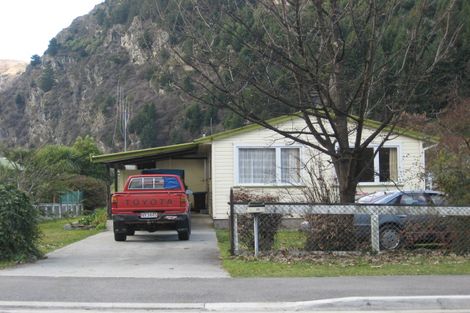 Photo of property in 31 Fryer Street, Queenstown, 9300