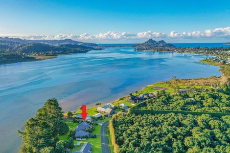 Photo of property in 79 Tangiteroria Lane, Pauanui, Hikuai, 3579