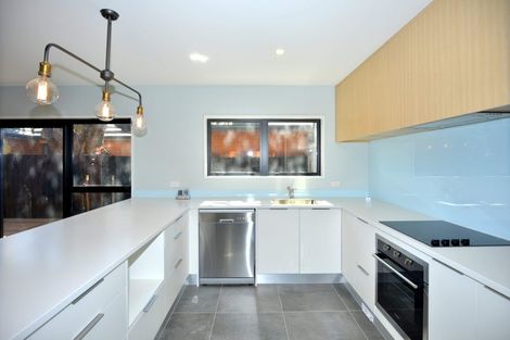 Photo of property in 41d Avonhead Road, Avonhead, Christchurch, 8042