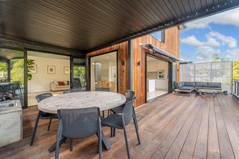 Photo of property in 25a Marvon Downs Avenue, Pakuranga Heights, Auckland, 2010