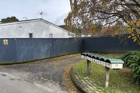 Photo of property in 1/10 Mangaroa Hill Road, Maoribank, Upper Hutt, 5018