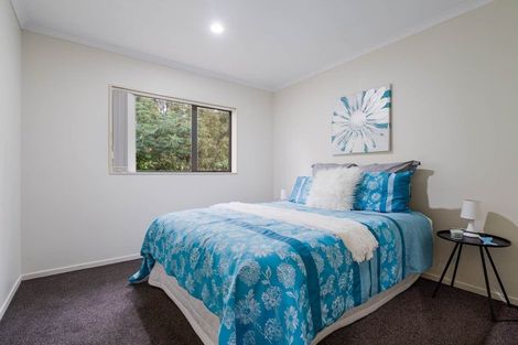 Photo of property in 37 Westglen Place, Ranui, Auckland, 0612