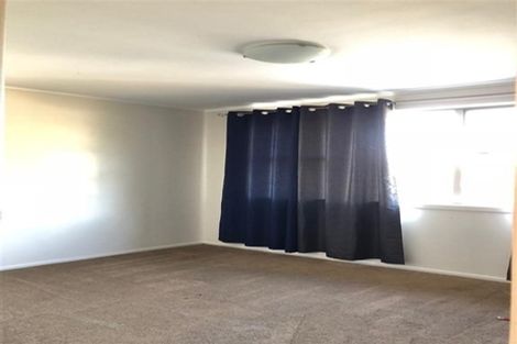 Photo of property in 27 Parker Avenue, New Lynn, Auckland, 0600