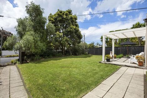 Photo of property in 1/5 Bayswater Avenue, Bayswater, Auckland, 0622