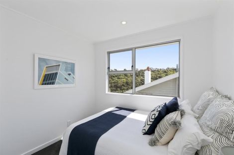 Photo of property in 59 Houghton Bay Road, Houghton Bay, Wellington, 6023