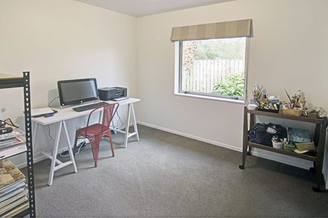 Photo of property in 19 Nash Place, Masterton, 5810