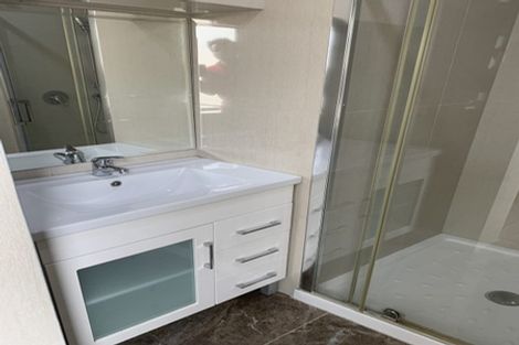 Photo of property in 12 Ranfurly Road, Papatoetoe, Auckland, 2104