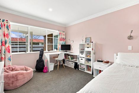 Photo of property in 12 Smiths Road, Matua, Tauranga, 3110