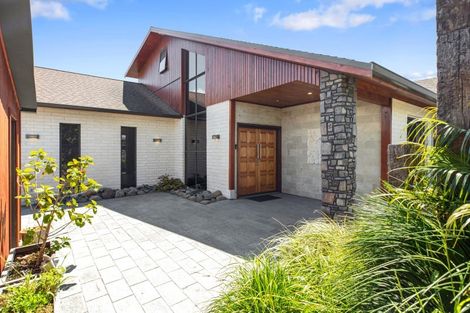 Photo of property in 177 Welcome Bay Road, Welcome Bay, Tauranga, 3112