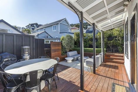 Photo of property in 94 Elizabeth Street, Mount Victoria, Wellington, 6011