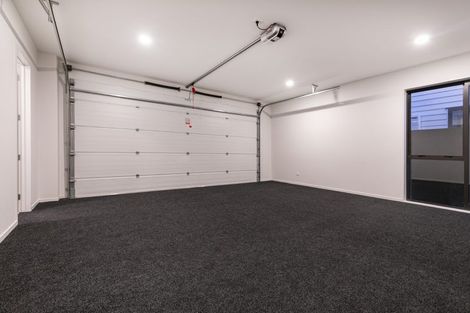 Photo of property in 2 Paparahi Place, Wainui, Silverdale, 0992