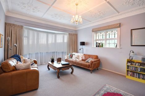 Photo of property in 75 Eglinton Road, Mornington, Dunedin, 9011