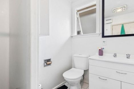 Photo of property in 69 Parkstone Avenue, Ilam, Christchurch, 8041