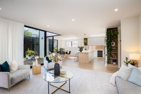 Photo of property in 6 Te Ara O Ngakeiha, Fitzroy, New Plymouth, 4312