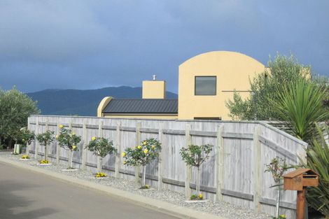 Photo of property in 38 Regent Drive, Paraparaumu Beach, Paraparaumu, 5032