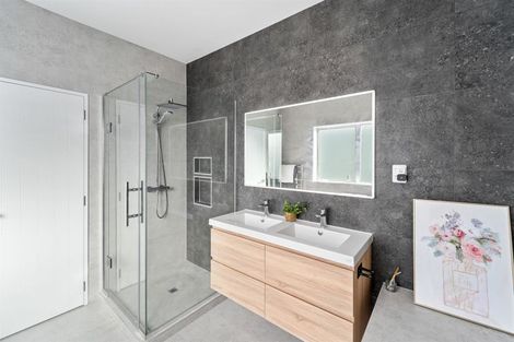 Photo of property in 7 Marlin Street, West Harbour, Auckland, 0618