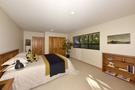 Photo of property in 12 Overdale Drive, Cashmere, Christchurch, 8022