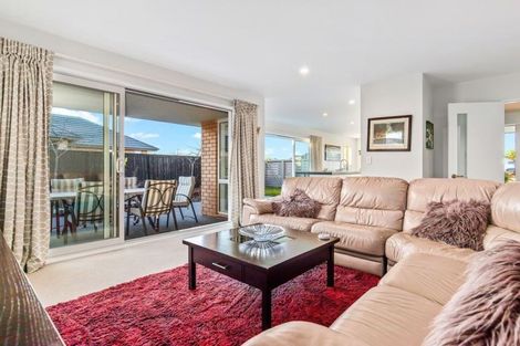 Photo of property in 35 Bayliss Drive, Kaiapoi, 7630