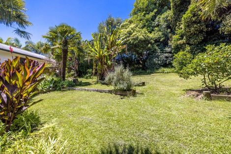 Photo of property in 32 Ocean Road, Surfdale, Waiheke Island, 1081