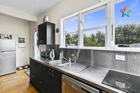 Photo of property in 73 Adelaide Street, Petone, Lower Hutt, 5012