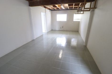 Photo of property in 142 Mokoia Road, Chatswood, Auckland, 0626