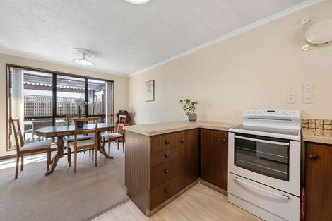 Photo of property in 2/35 Picton Avenue, Riccarton, Christchurch, 8011