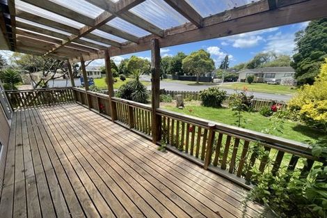 Photo of property in 8 Luanda Drive, Ranui, Auckland, 0612