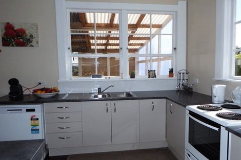 Photo of property in 8 Toia Street, Marton, 4710