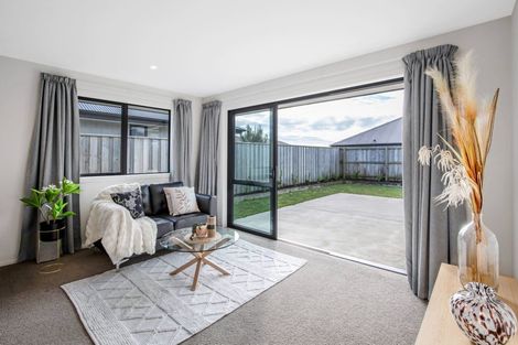 Photo of property in 7 Chris Drive, Rolleston, 7614