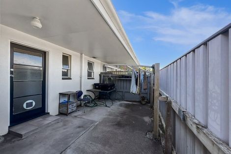Photo of property in 1/26 Chester Street, Taradale, Napier, 4112