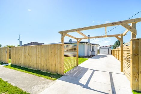 Photo of property in 10 Charles Street, Feilding, 4702