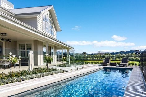 Photo of property in 26 Sandpiper Avenue, Point Wells, 0986