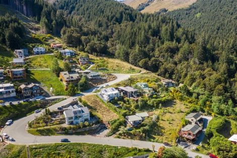 Photo of property in 111 Wynyard Crescent, Fernhill, Queenstown, 9300