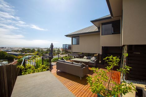 Photo of property in 16 Stafford Avenue, Annesbrook, Nelson, 7011