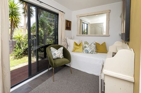 Photo of property in 9 Ramoana Mews, Shelly Park, Auckland, 2014
