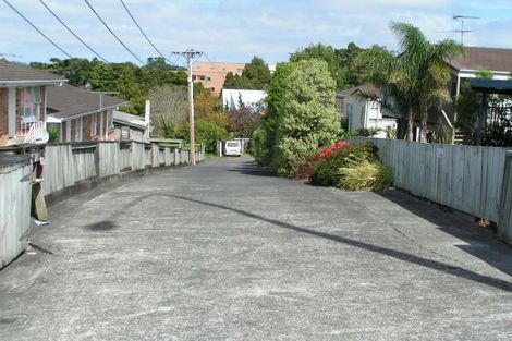 Photo of property in 3/244 Onewa Road, Birkenhead, Auckland, 0626