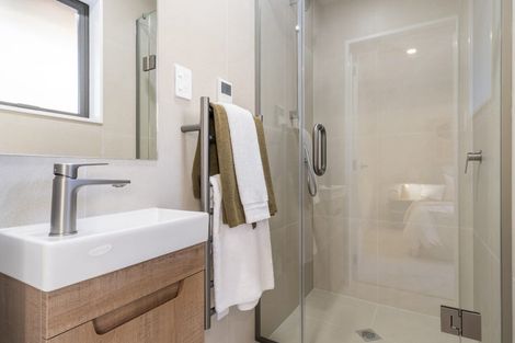 Photo of property in 17 Rock Isle Road, Torbay, Auckland, 0630