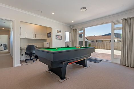 Photo of property in 85 Chelwood Street, Takaro, Palmerston North, 4412