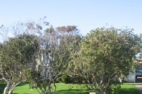 Photo of property in 20 Fantame Street, Cannons Creek, Porirua, 5024