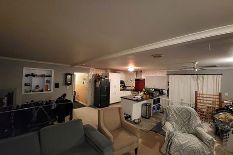 Photo of property in 304 Hokio Beach Road, Hokio Beach, Levin, 5571