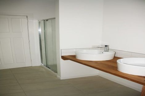 Photo of property in 102 Stapletons Road, Richmond, Christchurch, 8013