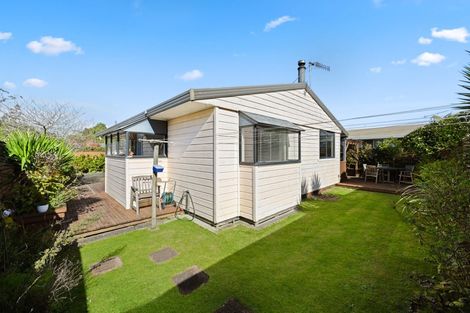 Photo of property in 11 Masons Avenue, Hamilton East, Hamilton, 3216